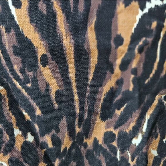 TALBOTS Leopard Print Pencil Skirt - Size 6P - Picture 6 of 8